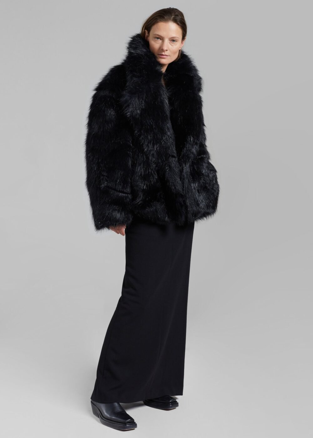 Short Faux Fur Coat - Black - Image 2