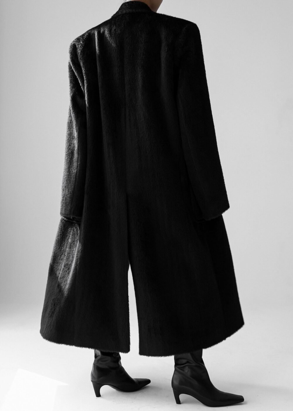 Oversized Wool Coat - Black - Image 9