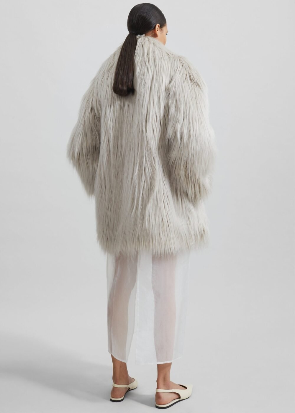 Short Faux Fur Coat - Grey - Image 8