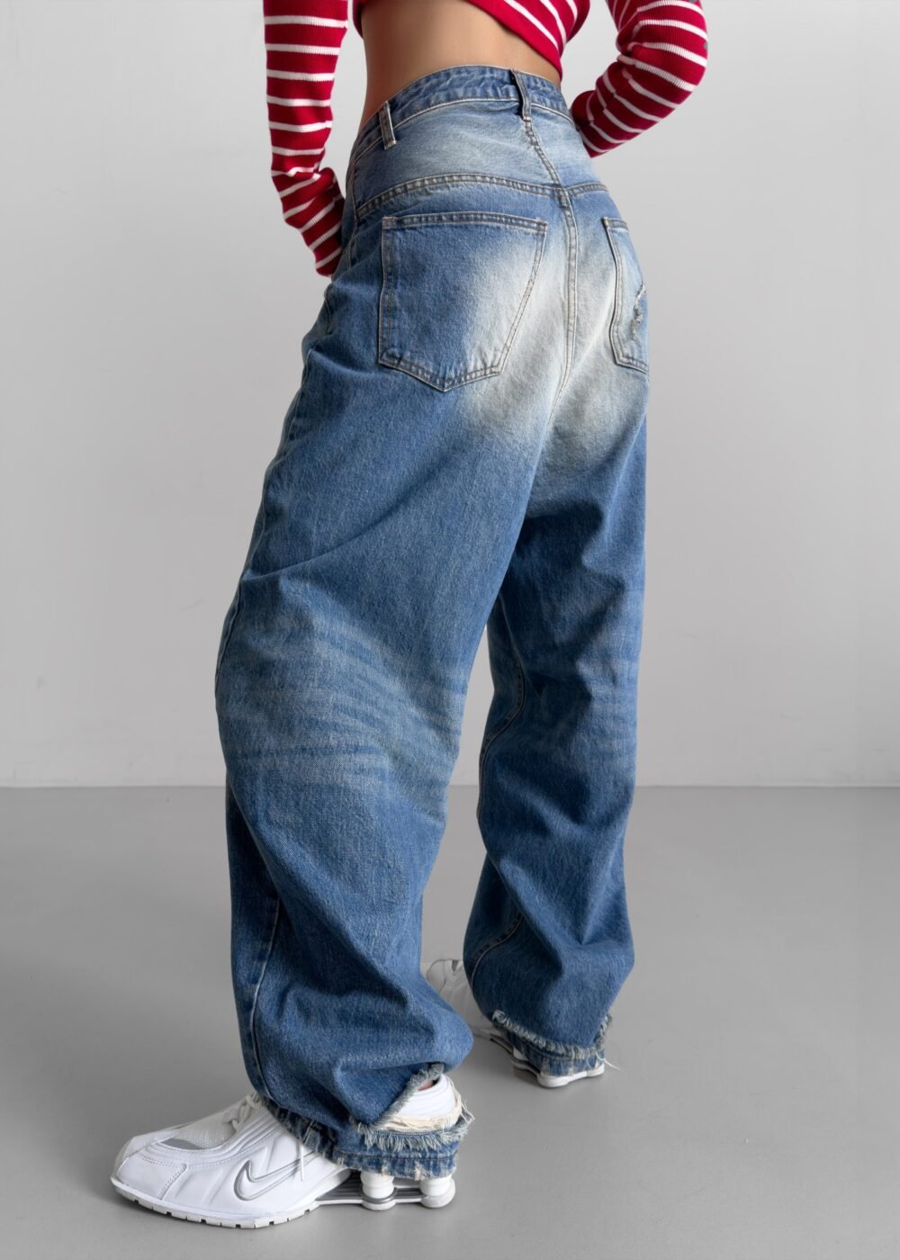 Bleach Jeans - Worn Wash - Image 11